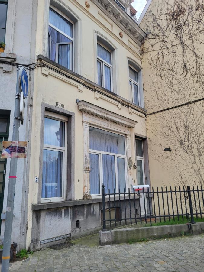 Charmante maison idéalement située Etterbeek Extérieur photo