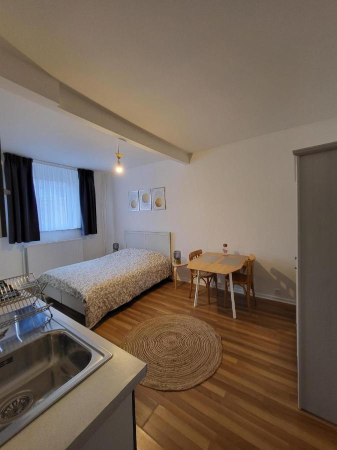 Charmante maison idéalement située Etterbeek Extérieur photo