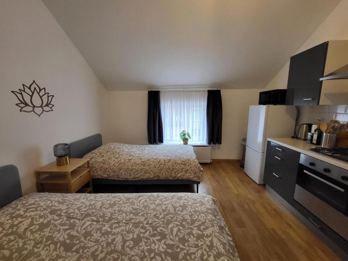 Charmante maison idéalement située Etterbeek Extérieur photo