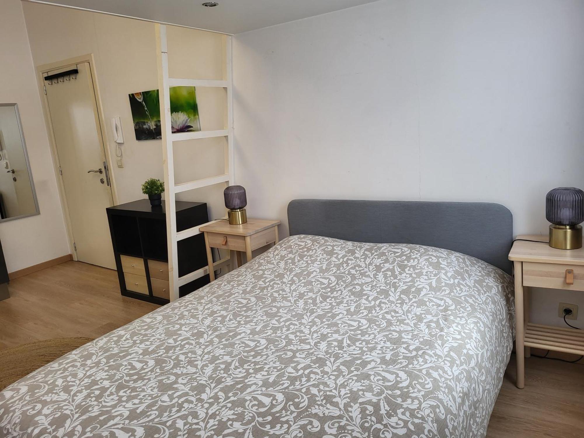 Charmante maison idéalement située Etterbeek Chambre photo